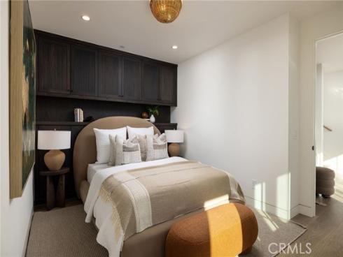 1015  Madison   Place, Laguna Beach, CA