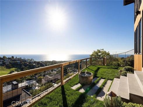 1015  Madison   Place, Laguna Beach, CA