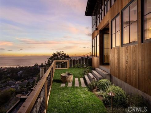 1015  Madison   Place, Laguna Beach, CA