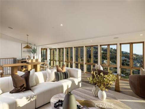 1015  Madison   Place, Laguna Beach, CA