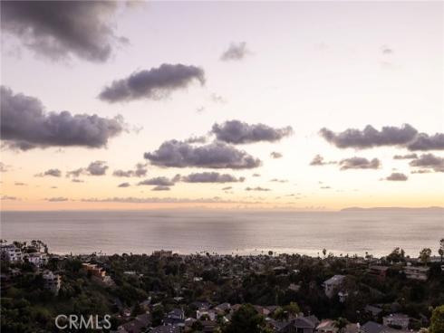 1015  Madison   Place, Laguna Beach, CA