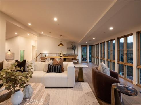 1015  Madison   Place, Laguna Beach, CA