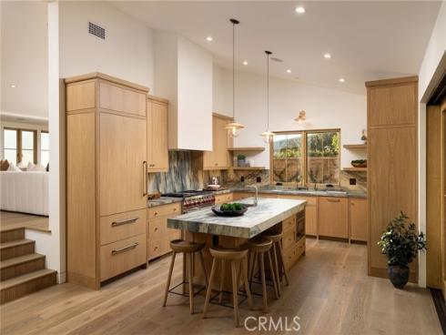 1015  Madison   Place, Laguna Beach, CA