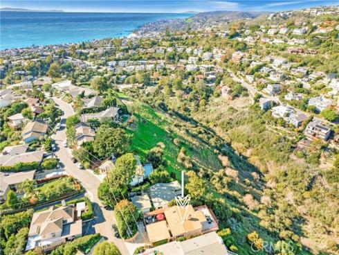 1096  Madison Place  , Laguna Beach, CA