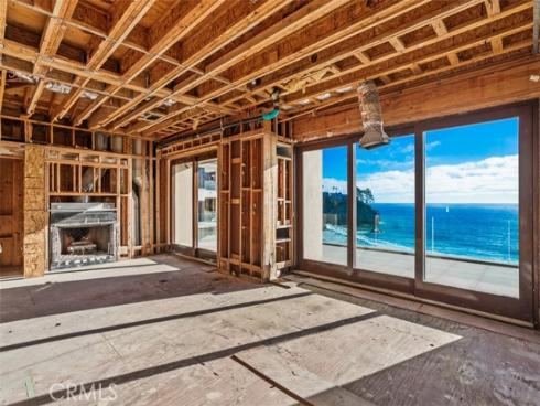 25  Bay  , Laguna Beach, CA