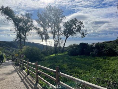 28832  Top Of The World  , Laguna Beach, CA