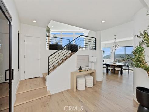 1425  Skyline  , Laguna Beach, CA