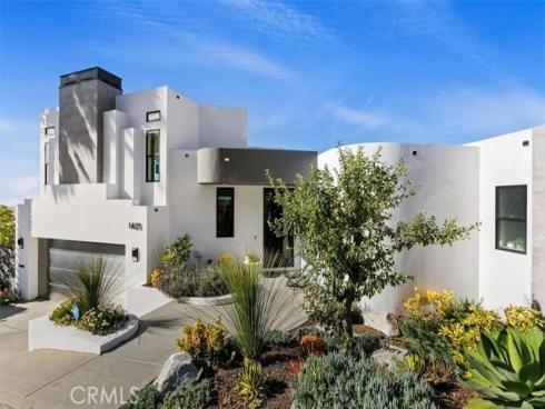 1425  Skyline  , Laguna Beach, CA