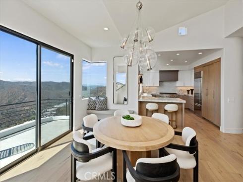 1425  Skyline  , Laguna Beach, CA