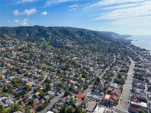 352  Thalia  , Laguna Beach, CA