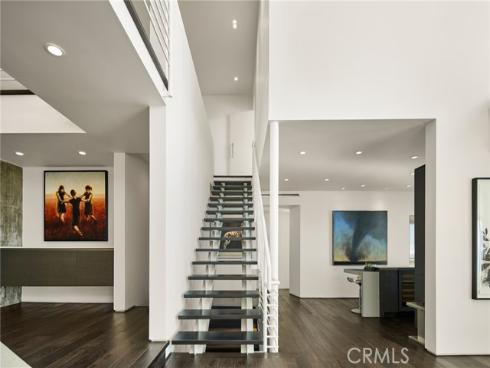 704 Nyes Place, Laguna Beach, CA