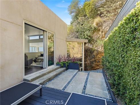 704 Nyes Place, Laguna Beach, CA