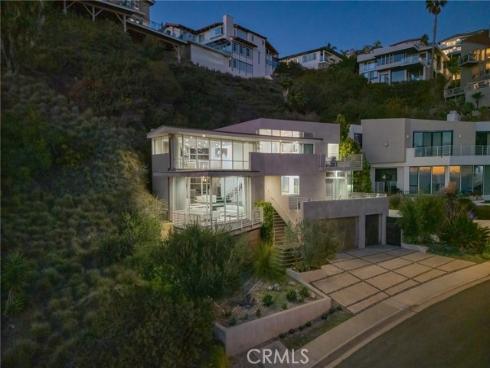 704 Nyes Place, Laguna Beach, CA