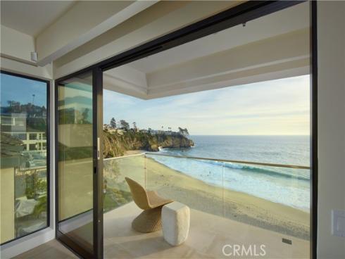 33 Bay Drive, Laguna Beach, CA