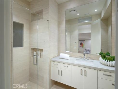 33 Bay Drive, Laguna Beach, CA