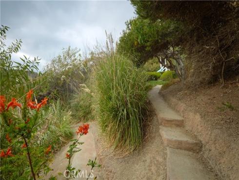 33  Bay   Drive, Laguna Beach, CA