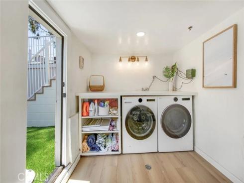 1445 Bluebird Canyon , Laguna Beach, CA