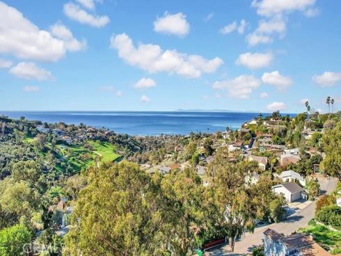 1445 Bluebird Canyon , Laguna Beach, CA