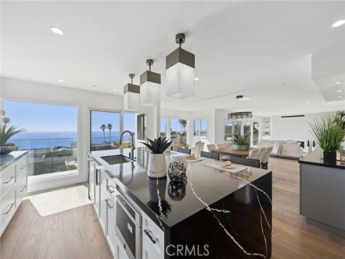 723 Balboa Avenue, Laguna Beach, CA