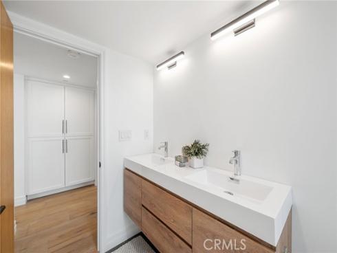 723 Balboa Avenue, Laguna Beach, CA