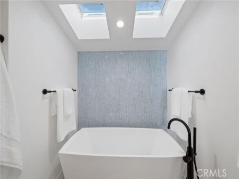 723 Balboa Avenue, Laguna Beach, CA