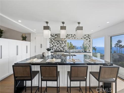 723 Balboa Avenue, Laguna Beach, CA
