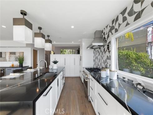 723 Balboa Avenue, Laguna Beach, CA