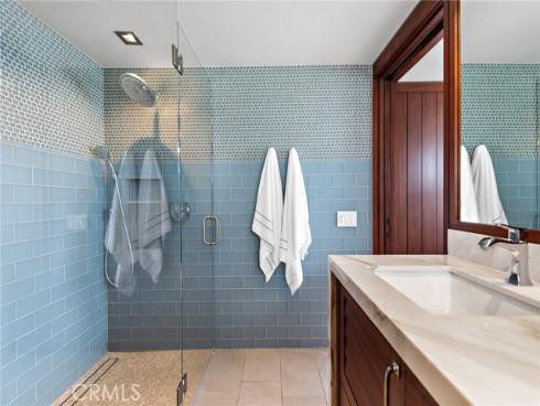 31678 Seacliff Drive, Laguna Beach, CA