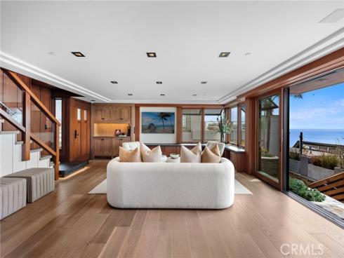 31678 Seacliff Drive, Laguna Beach, CA