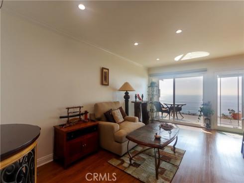21722 Ocean Vista C , Laguna Beach, CA