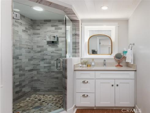 31907  9th   Avenue, Laguna Beach, CA