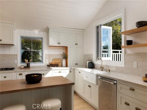 31927 Hayes Place, Laguna Beach, CA