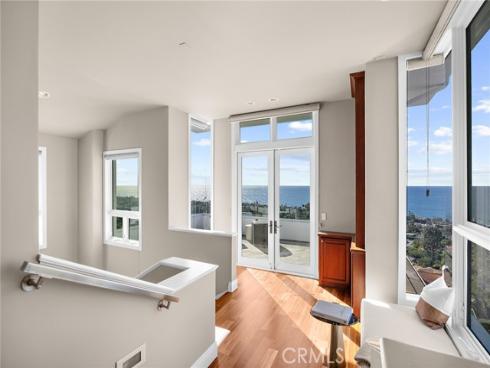 1076 Skyline Drive, Laguna Beach, CA