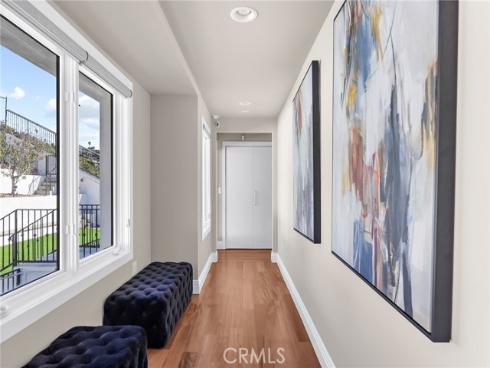 1076 Skyline Drive, Laguna Beach, CA