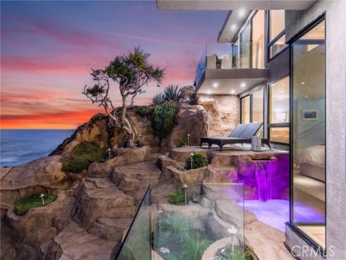 1715 Ocean Way, Laguna Beach, CA