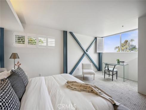 686 Diamond Street , Laguna Beach, CA