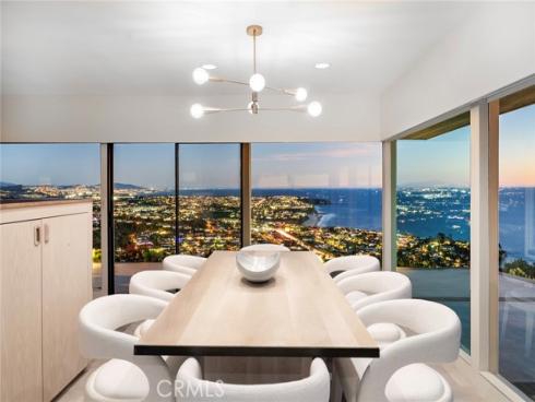 100 Vista Del Sol , Laguna Beach, CA