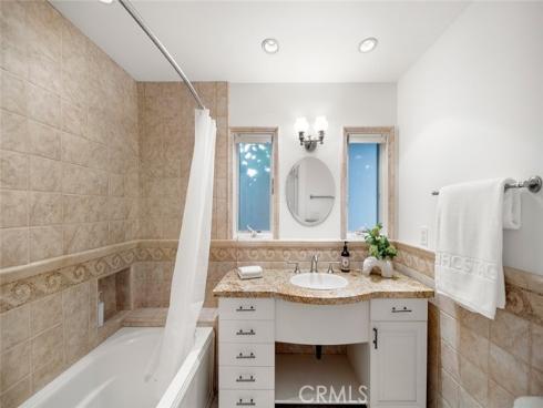 522 High Drive , Laguna Beach, CA