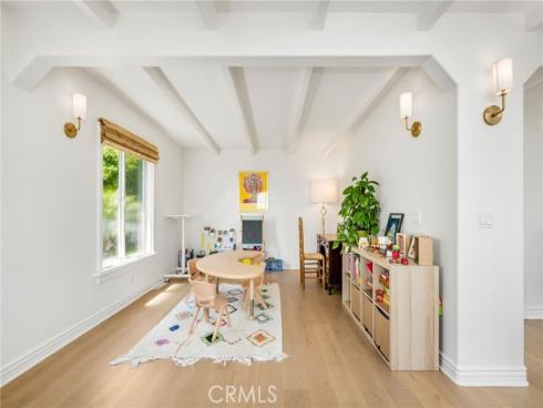 1071 Oro Street, Laguna Beach, CA