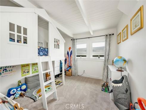 1071  Oro   Street, Laguna Beach, CA