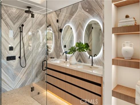 840 Gainsborough , Laguna Beach, CA