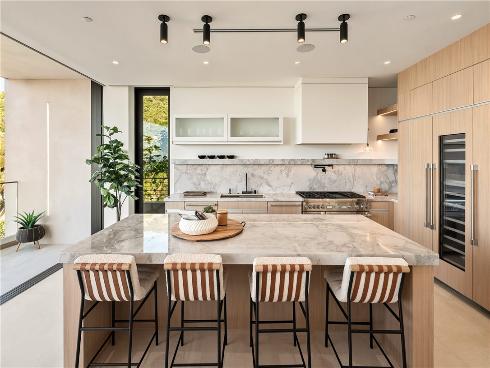 840 Gainsborough , Laguna Beach, CA