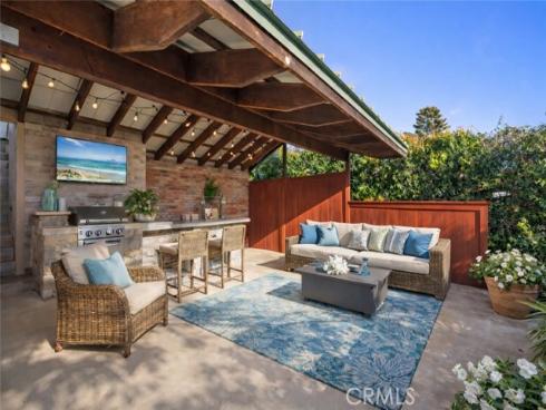 2 N Vista De La Luna  , Laguna Beach, CA