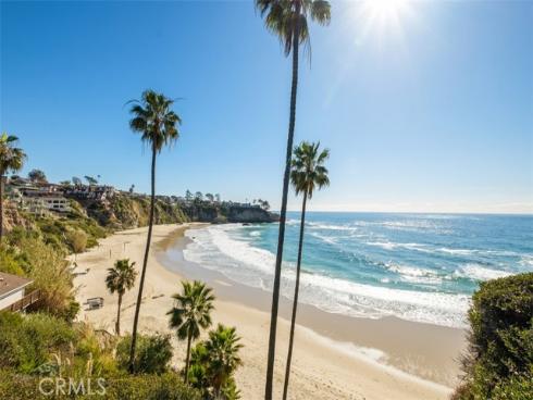 2 N Vista De La Luna  , Laguna Beach, CA