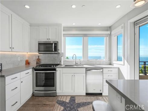 2590 Iris , Laguna Beach, CA