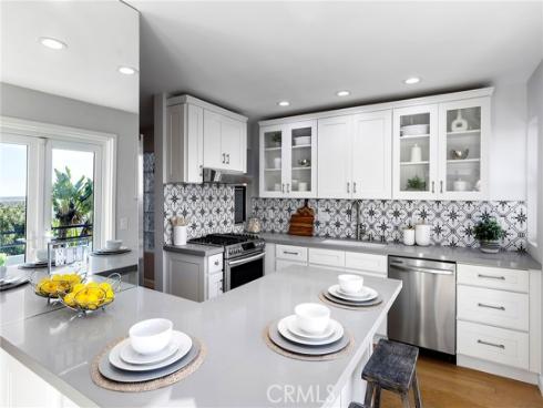 1077 Tia Juana , Laguna Beach, CA