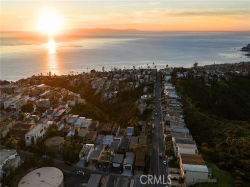 1077 Tia Juana , Laguna Beach, CA