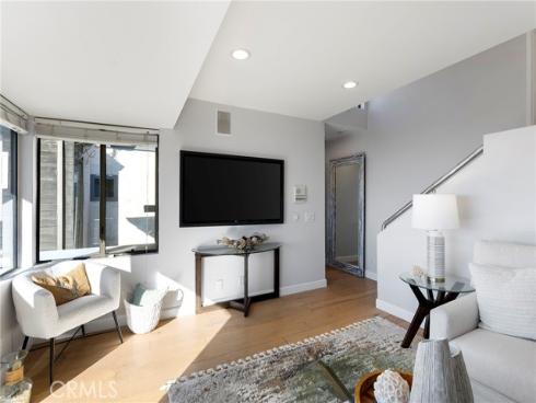 1077 Tia Juana , Laguna Beach, CA