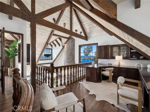 31971  Coast Highway  , Laguna Beach, CA