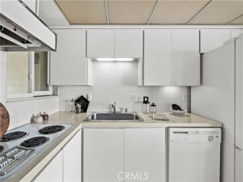 631 Cliff Dr. A-15 , Laguna Beach, CA